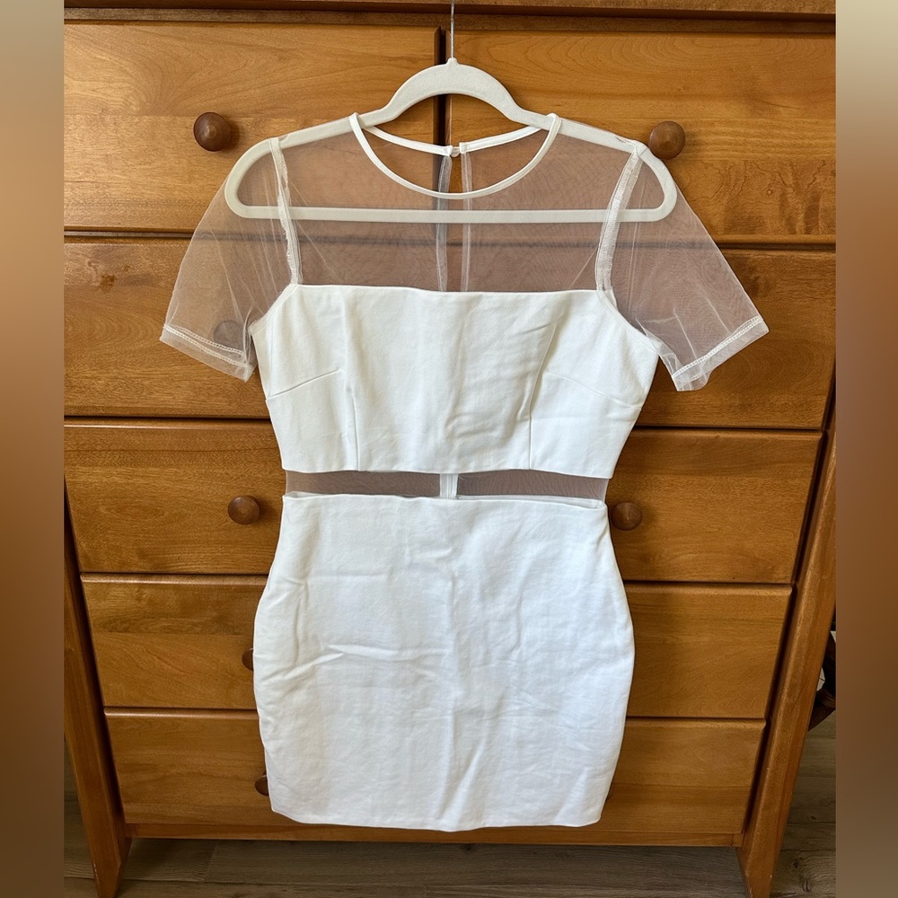 Lulu’s Way We Love White Mesh Short Sleeve Bodycon Dress Size M - Picture 4 of 5